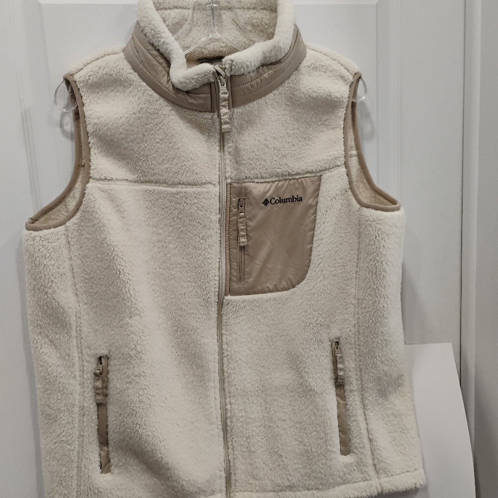 ✨Columbia West Bend Sherpa Vest